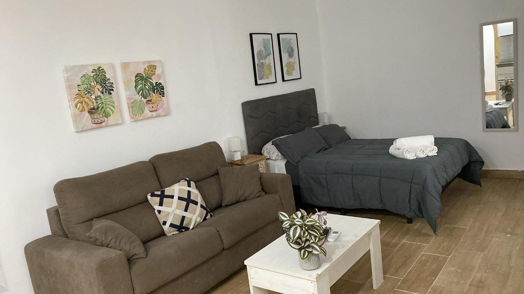 Rockside Residences Suites La Linea N3 La Línea de la Concepción المظهر الخارجي الصورة